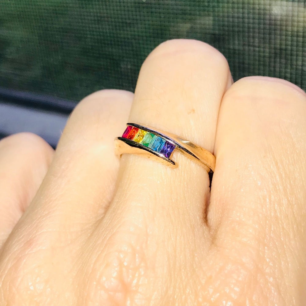 Multicolor Gold Ring - Picture 2 of 8